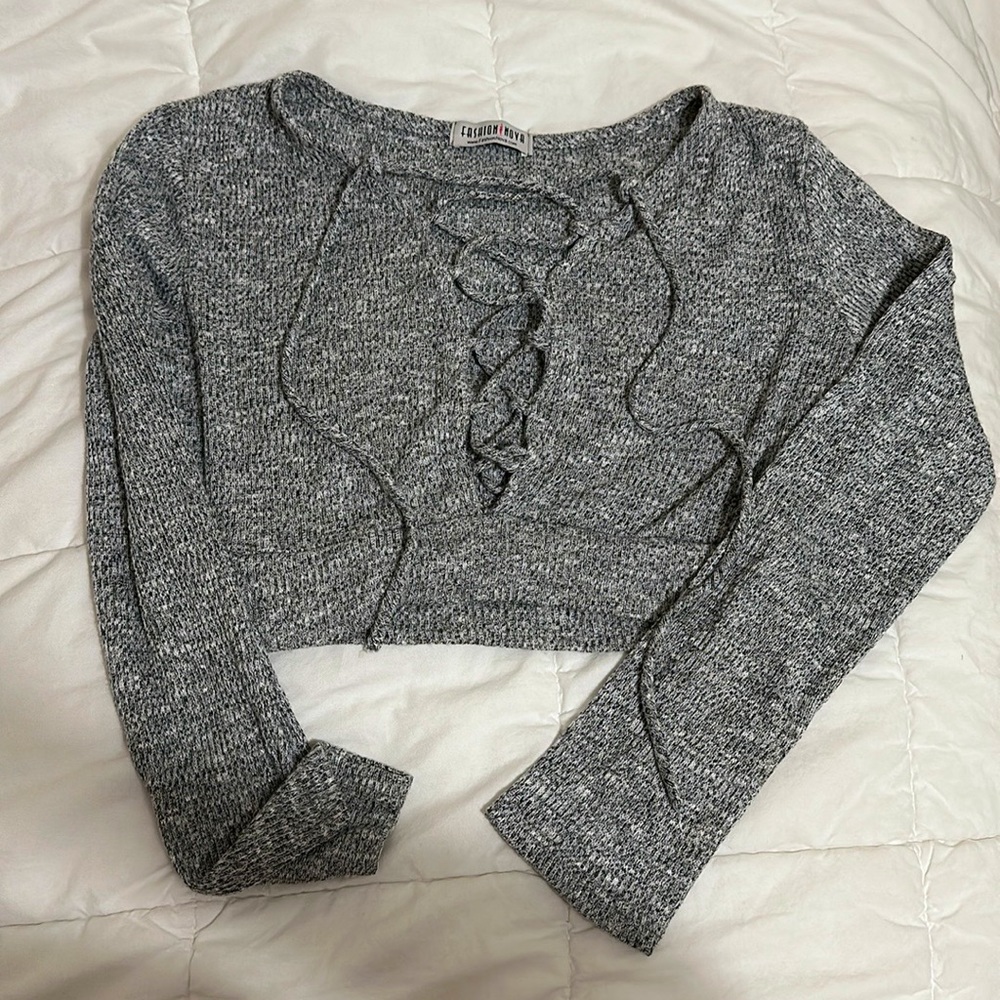 Fashion Nova crop top tie-up gray sweater;